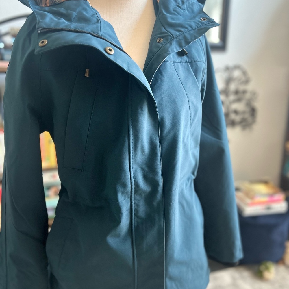 Pendleton Women's Rain Jacket With Hood
